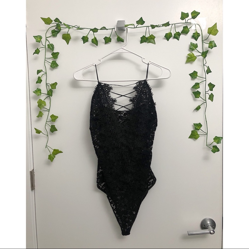 Fashion Nova Lace Bodysuit